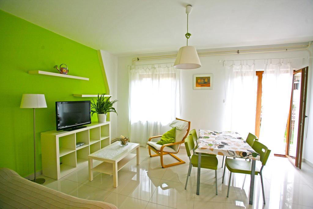 Apartments Maras Poreč Quarto foto